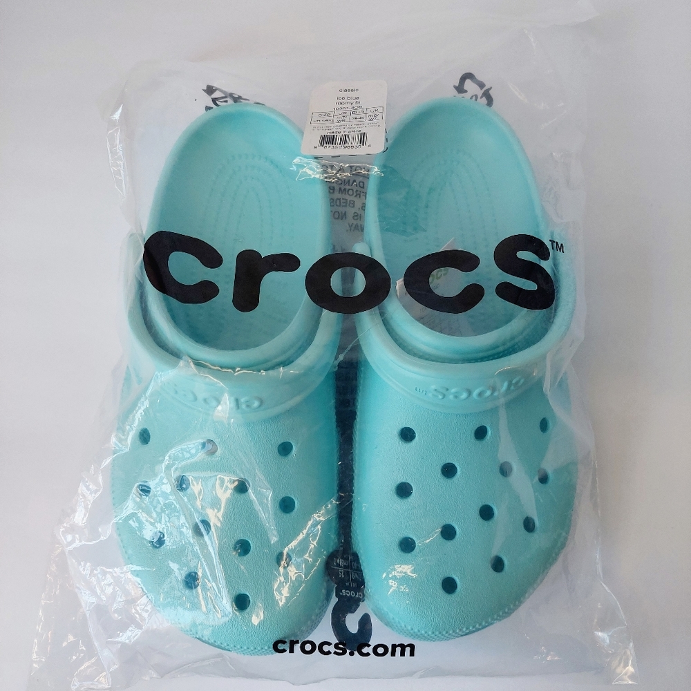 โจ SOLD! โจ NWT Crocs Aqua Blue Classic Clogs Sz Women's 9 / Men's 7 - Picture 9 of 13